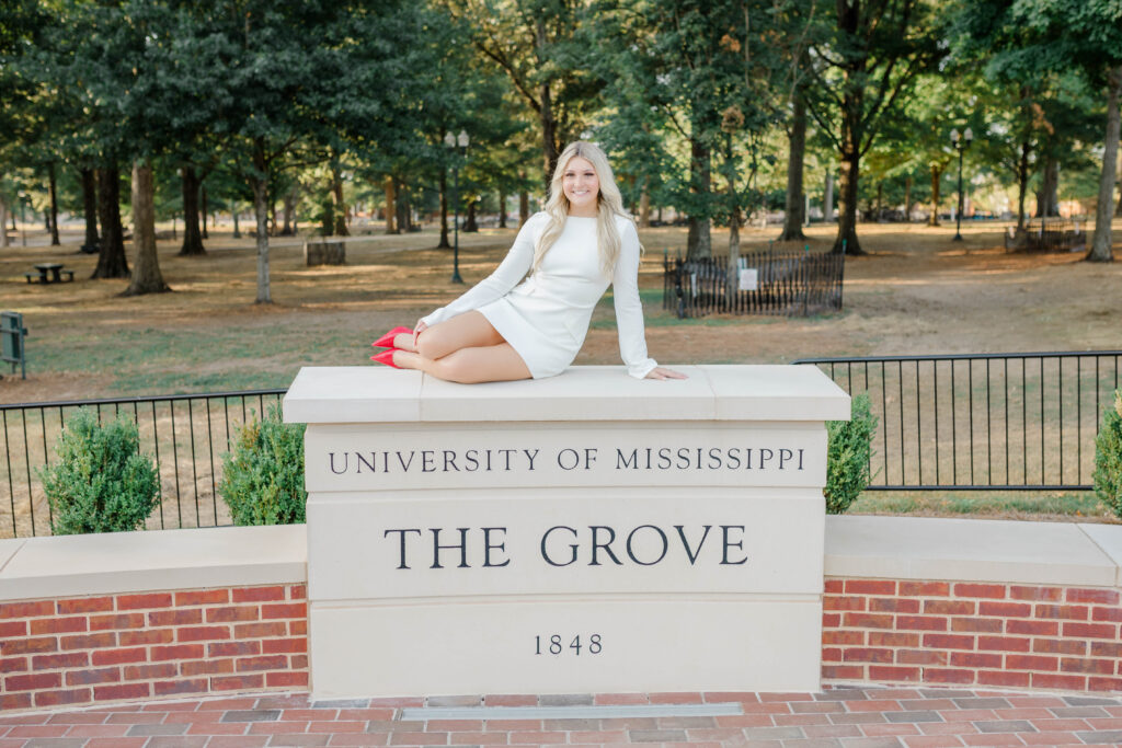 Ole Miss graduation photographer